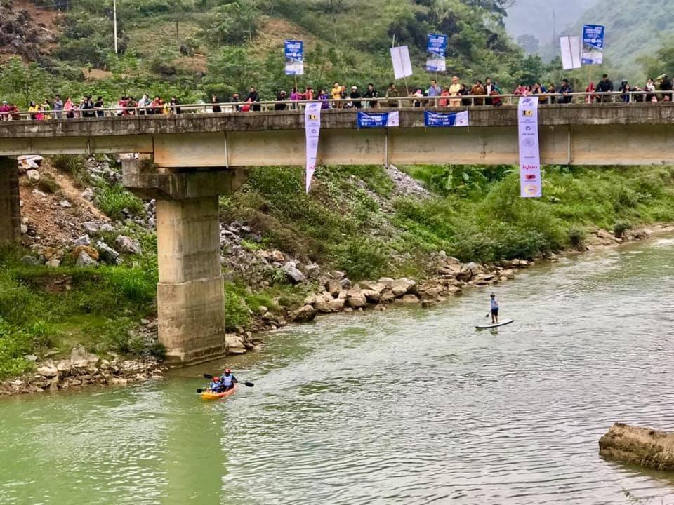 Diem Dung Chan Can Ty Ha Giang Exterior foto