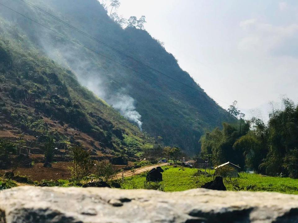 Diem Dung Chan Can Ty Ha Giang Exterior foto